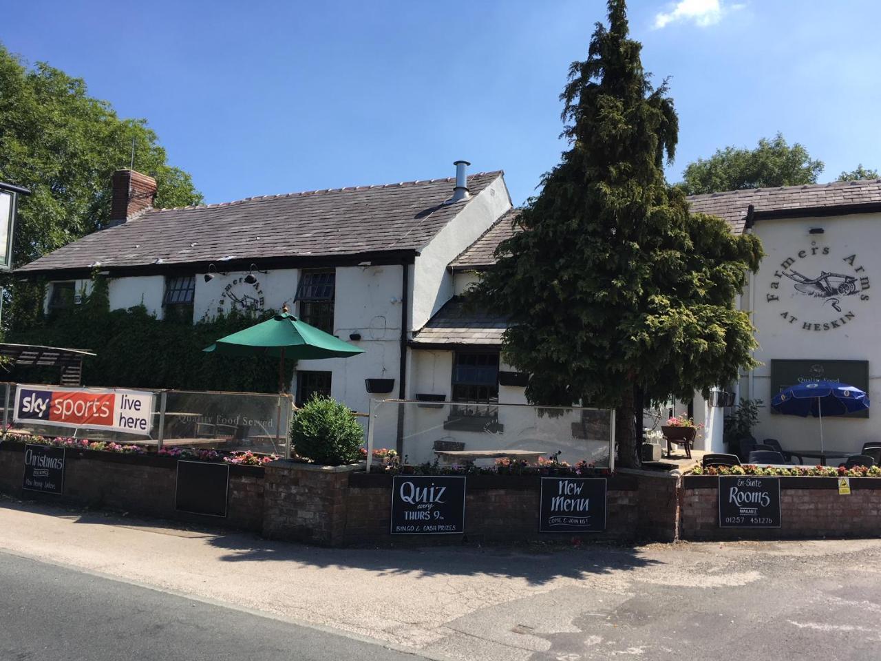 Отель The Farmers Arms Eccleston  Экстерьер фото